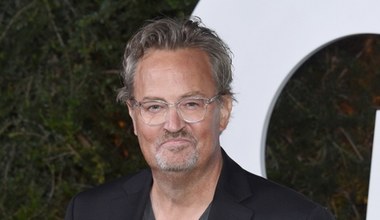 Zagadkowa śmierć Matthew Perry'ego wciąż czeka na rozwiązanie. Oświadczenie koronera budzi niepokój