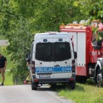 Zagadkowe znalezisko w zaroślach. Ślady po sprawcy masakry w Starej Wsi?