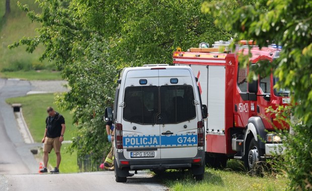 Zagadkowe znalezisko w zaroślach. Ślady po sprawcy masakry w Starej Wsi?
