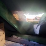 Zagadkowy przedmiot spadł na dom w Rakowie. Sprawę wyjaśnia prokuratura