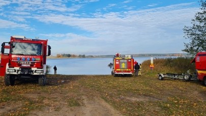 Zaginęli bez śladu na Mazurach. Ciała dwóch braci wyłowione z jeziora