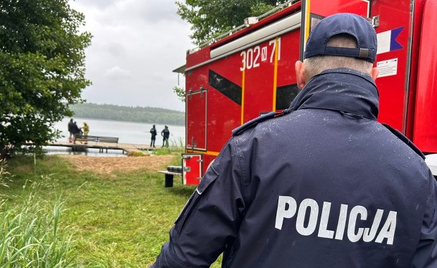 Zaginęło trzech nastolatków. Trwa dramatyczna akcja na jeziorze. ZDJĘCIA