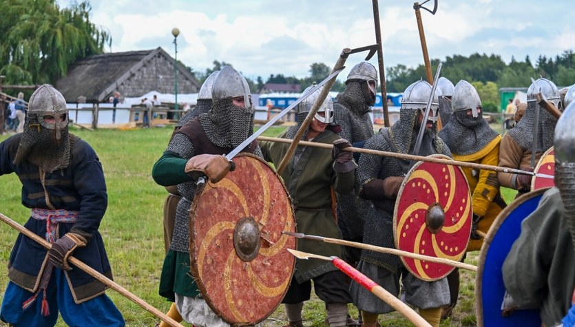 Zaginiona twierdza wikingów na wyciągnięcie łopaty. Archeolodzy w poszukiwaniu Jomsborga na Wolinie