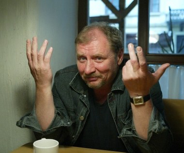 Zagrał w ok. 150 filmach, serialach i spektaklach Teatru Telewizji. Od 1999 r. jest związany ze "Światem według Kiepskich". Do roli Ferdka, która przyniosła mu ogromną popularność, ma spory dystans - podobnie zresztą jak do siebie samego.

Aktor przyznaje, że jako nastolatek był podobny do pewnego znanego piosenkarza. "Nawet autografy jako Grechuta dawałem krótko po tym, jak zdawałem maturę w Chrzanowie. Dziewczyny wiedziały, że Grechutą nie jestem, ale autografy ode mnie i tak chciały... Choć dzisiaj jest to nie do uwierzenia, to byłem naprawdę do Grechuty podobny" - przyznał w rozmowie z Pap Life.