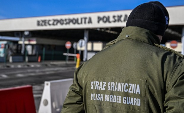 Zagraniczny dyplomata próbował przemycić do Polski dwóch Ukraińców