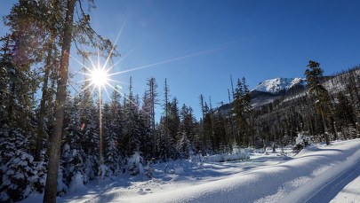 Zagrożenie lawinowe w Tatrach zmalało do drugiego stopnia