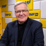 "Zagrywka propagandowa". Komorowski o propozycji "polski SAFE 0 proc."