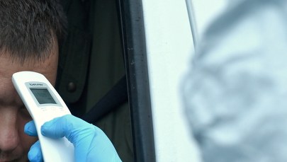 Zajęcia w szkołach zawieszone na dwa tygodnie. Co trzeba wiedzieć? [PORADNIK]