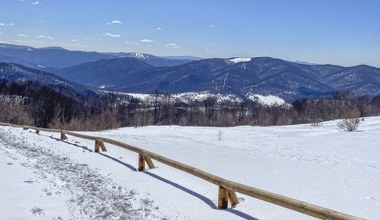 Zakaz dla turyst&oacute;w w Bieszczadach. Takie zachowanie to zagrożenie