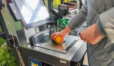 Zakaz handlu w niedziele również w sklepach z automatami. "Robot też musi odpocząć"