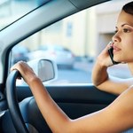 Zakaz korzystania z telefonu w trakcie jazdy nie obniża liczby wypadków?