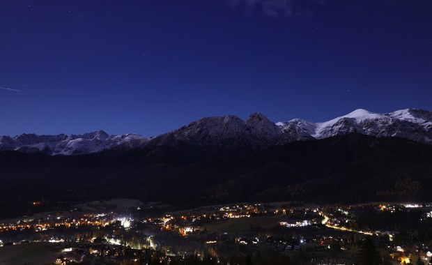 Zakaz nocnych wędrówek po Tatrach? Szef TPN-u komentuje