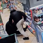 Zakaz sprzedaży rozjuszył trójkę nastolatków. Dantejskie sceny w Żabce, rzucali kasjerami o podłogę