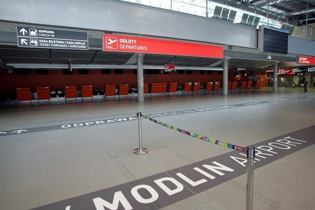 Zakaz użytkowania lotniska w Modlinie został uchylony  /fot. Michał Niwicz /Agencja SE/East News