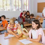 Zakaz używania telefonów komórkowych w szkołach na Słowacji