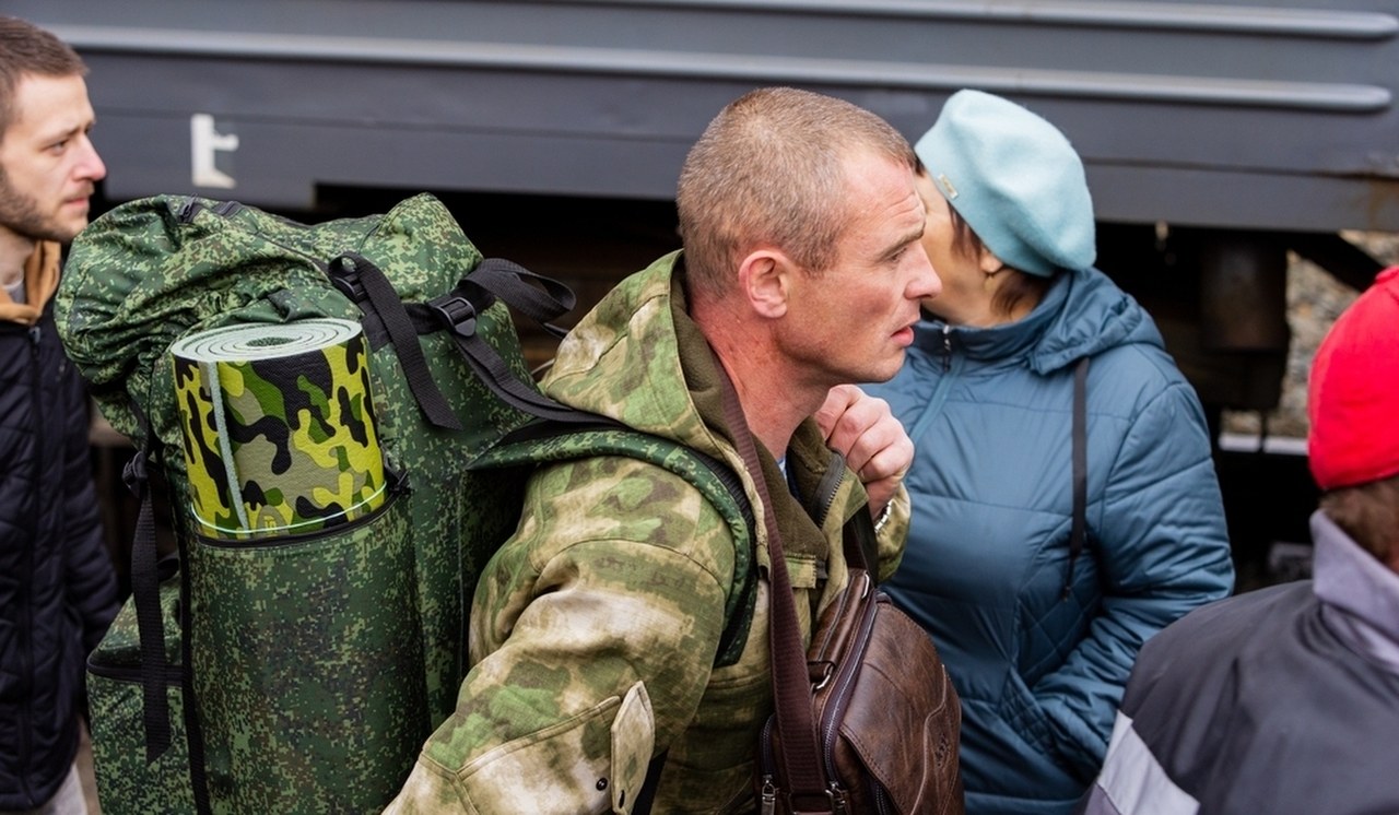 Zakaz wjazdu dla weteranów Putina. KE szykuje nowe ograniczenia dla Rosjan