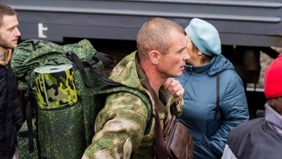 Zakaz wjazdu dla weteranów Putina. KE szykuje nowe ograniczenia dla Rosjan