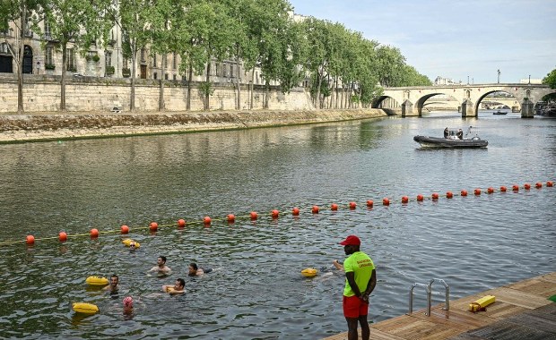 Zakaz zniesiono po ponad 100 latach. Paryż ma nową atrakcję