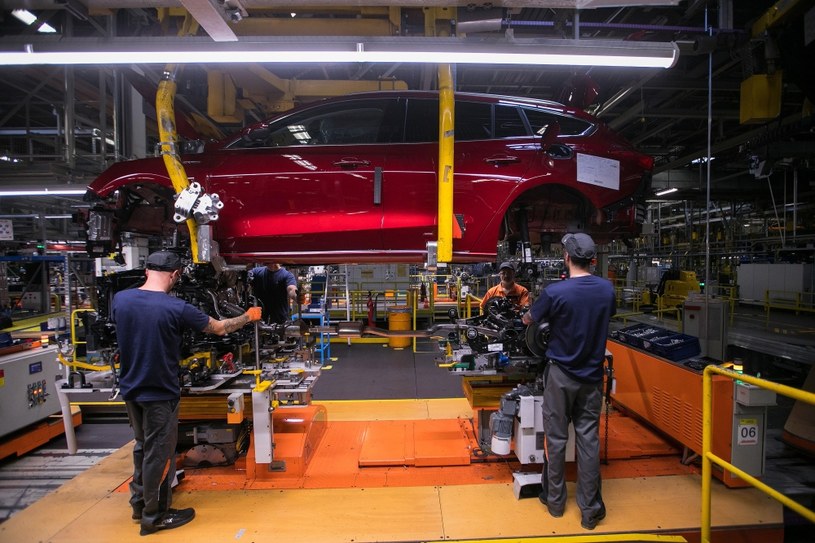 Zakład Forda w Saarlouis ma działać siedem lat po wyprodukowaniu ostatniego samochodu i zatrudniać 1000 osób /Getty Images