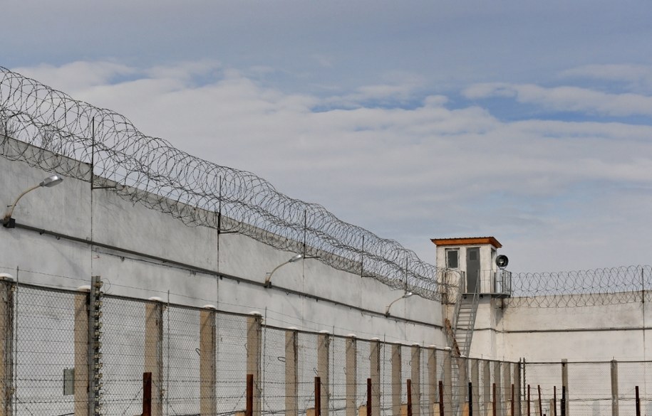 Więzienna hala do wynajęcia. Można zatrudnić nawet 50 skazanych