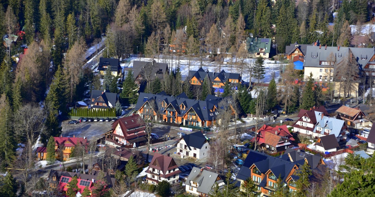 Zakopane chce dalej pobierać opłatę od turystów. Szuka pomocy w rządzie i Sejmie /Albin Marciniak/East News /East News