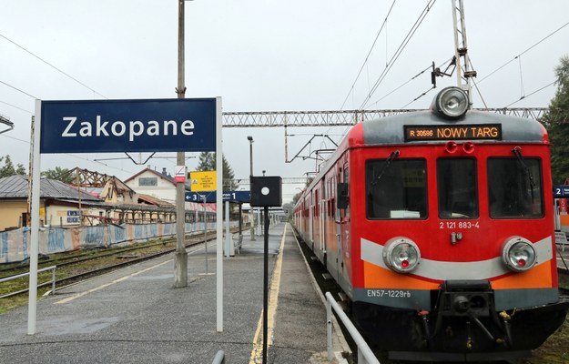 Zakopane, dworzec kolejowy /	Grzegorz Momot   /PAP