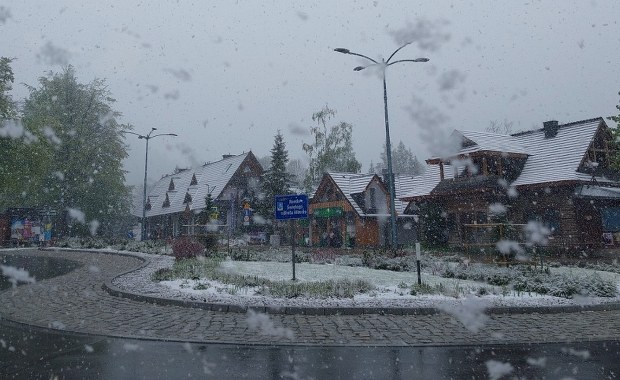 Zakopane pod śnieżną pierzyną: Turystów zaskoczyła zima! ZDJĘCIA