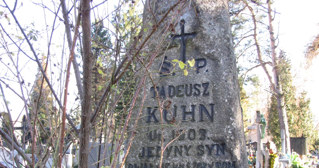 Zakopiańskie groby tych, którzy życie oddali górom