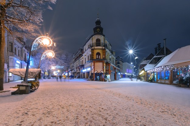 Zakopiańskie Krupówki zimą /Shutterstock
