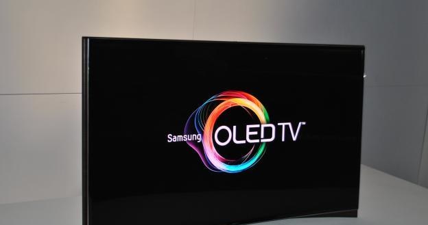 Zakrzywiony OLED Samsunga - wygląda ciekawie, ale to nie jest jakaś rewolucja /INTERIA.PL