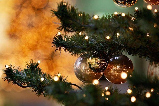 Zakup ozdób świątecznych nie jest działaniem o charakterze specjalnym, bo wynika z tradycji /AFP