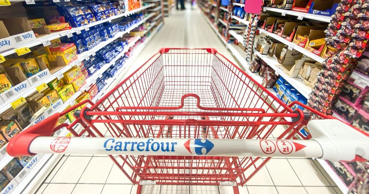 Zakupy w Carrefour /adobestock /INTERIA.PL