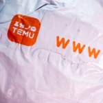 Zakupy z Chin będą droższe. Znamy szczegóły nowych przepisów ws. ceł