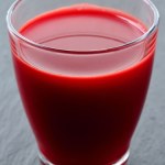 Zakwas z buraków. Jak przygotować "eliksir młodości", który czyści krew i regeneruje jelita?
