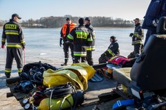 Załamał się lód pod quadem. Strażacy znaleźli ciało mężczyzny