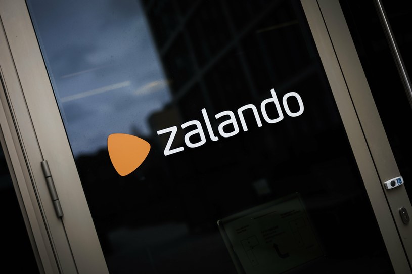 Zalando planuje zwolnić kilkuset pracowników /Felix Zahn/Photothek /AFP