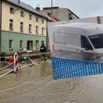 Zalane drogi, przerwany wał. Niż genueński nad Polską