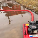 Zalane posesje i nieprzejezdne drogi. Roztopy dają się we znaki