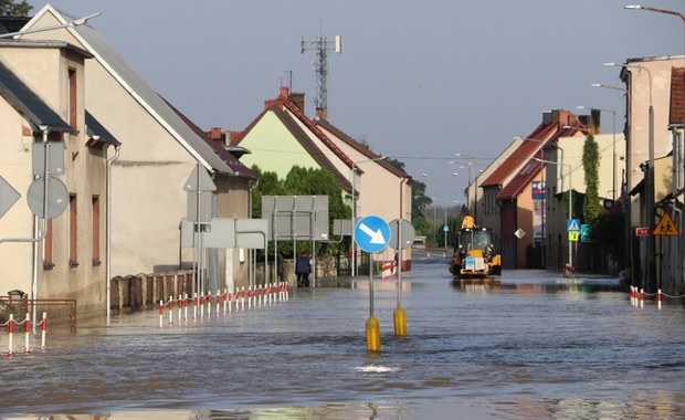 Zalany Lewin Brzeski. Policja zatrzymała szabrowników