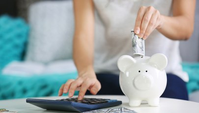 Zaległości finansowe Polek dwukrotnie mniejsze niż Polaków