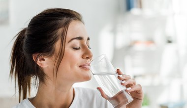 Zalej wodą i pij każdego ranka. To jak plaster na twoją wątrobę