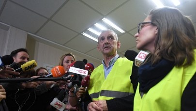 Zalewska rozmawia z nauczycielami. "To być albo nie być dla nauczycieli"