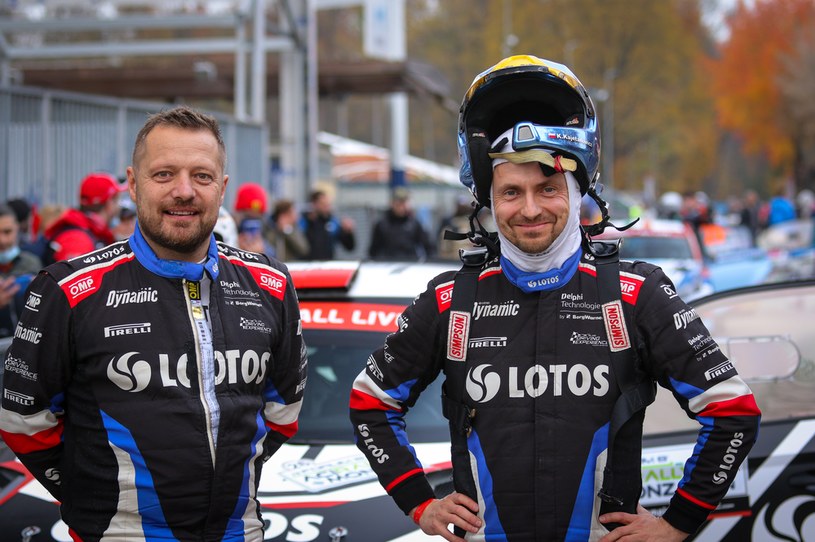 Załoga Kajetanowicz/Szczepaniak zdobyła tytuł wicemistrza świata WRC3. Mistrzostwo było o włos /Informacja prasowa
