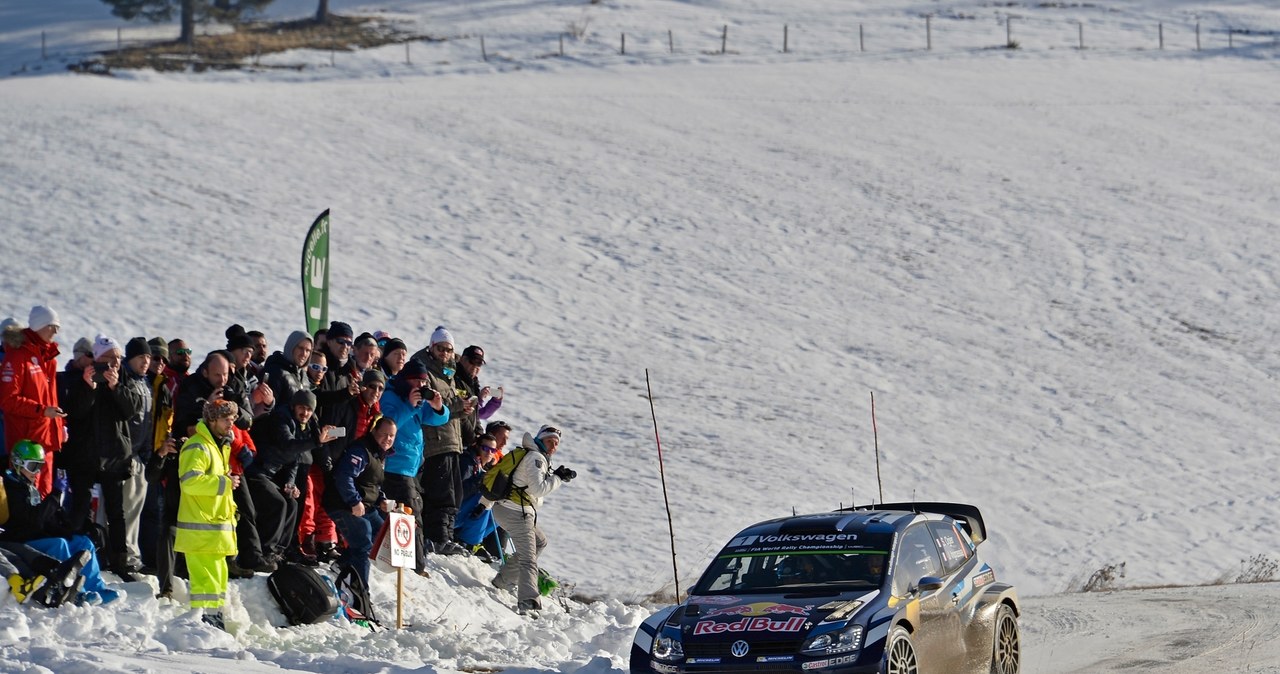 Załoga Sébastien Ogier/Julien Ingrassia  (Volkswagen Polo R) na trasie Rajdu Monte Carlo /Informacja prasowa