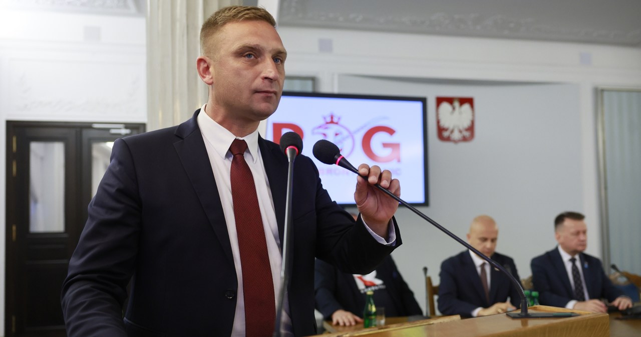 Założyciel Ruchu Obrony Granic Robert Bąkiewicz /Jacek Szydlowski  /Agencja FORUM