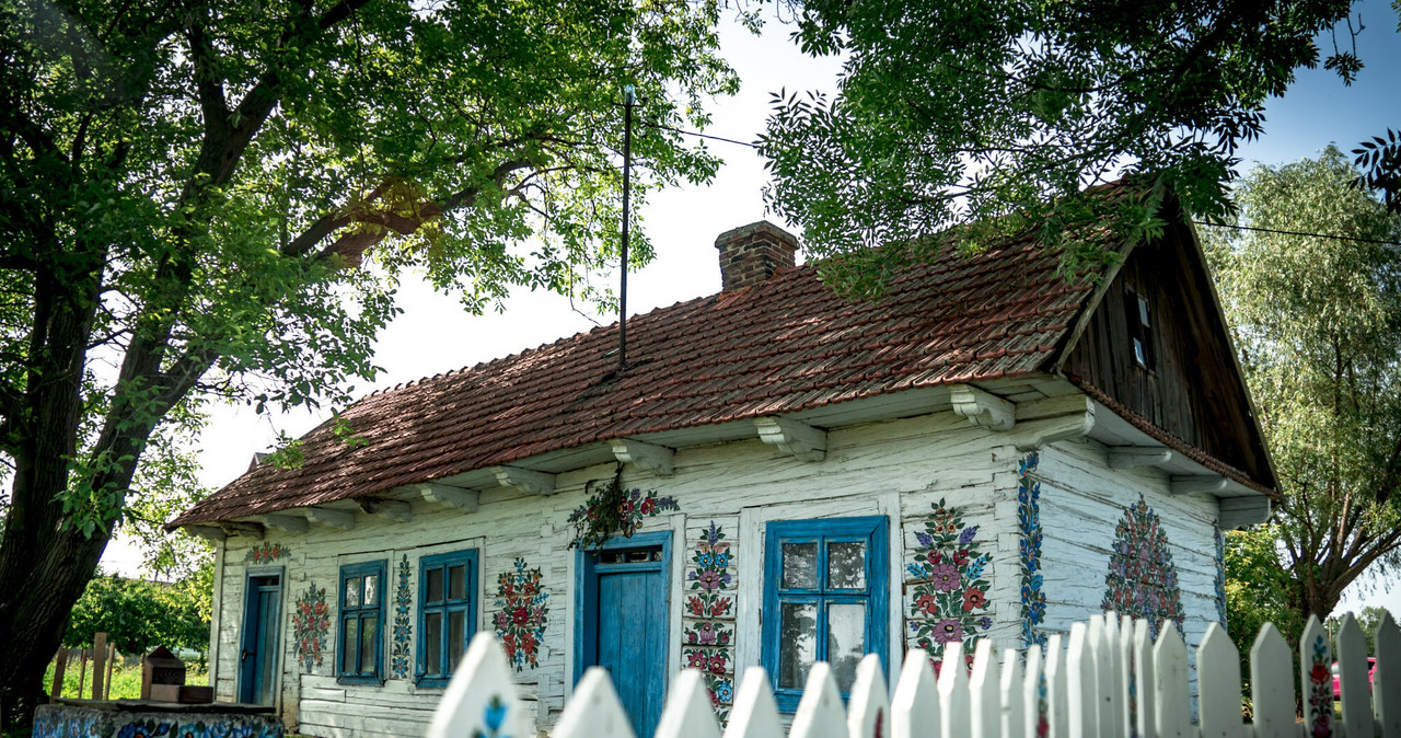 Zalpie to jedna z najpiękniejszych wsi w całej Polsce. Zachęca to przybycia turystów nie tylko z kraju, ale również za granicy. /Dariusz ZAROD/East News /East News