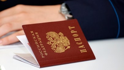 Zamachy i tajemniczy hurtownik paszportów w Polsce