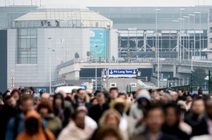 Zamachy w Brukseli: Eksplozje na lotnisku i stacji metra