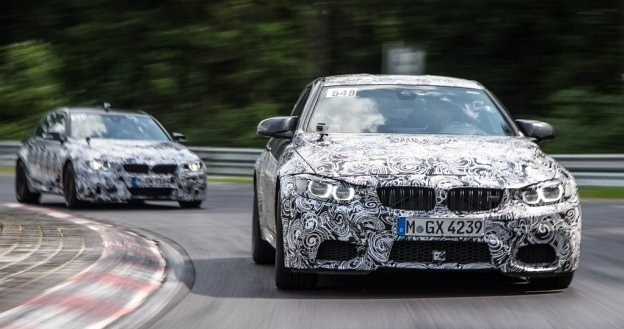 Zamaskowane egzemplarze BMW M3 i M4 Coupe podczas testów przedprodukcyjnych. /BMW