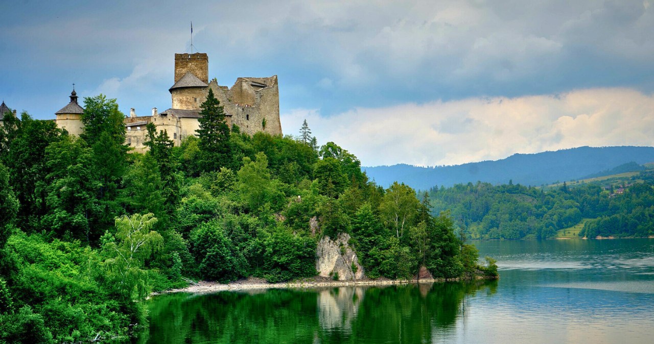 Zamek Dunajec w Niedzicy - intrygująca historia i ciekawostki /PRZEMYSLAW GRAF/REPORTER /East News